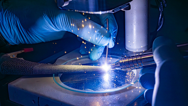 Учёные разработали антибактериальное покрытие для протезов, напечатанных на 3D-принтере